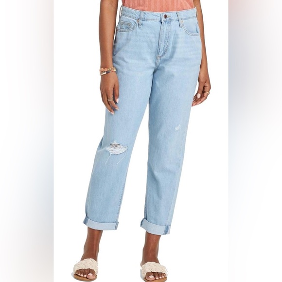 Universal Thread Denim - Universal Thread Women's Mid-Rise Boyfriend Jeans Light Wash 4R NWT